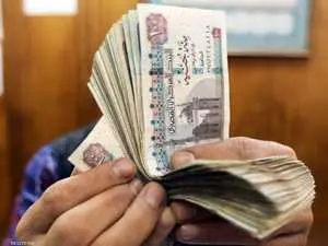 معلم بقنا يحرر محضرًا بعد تعرضه للنصب من “مستريح الإعارات الخارجية”