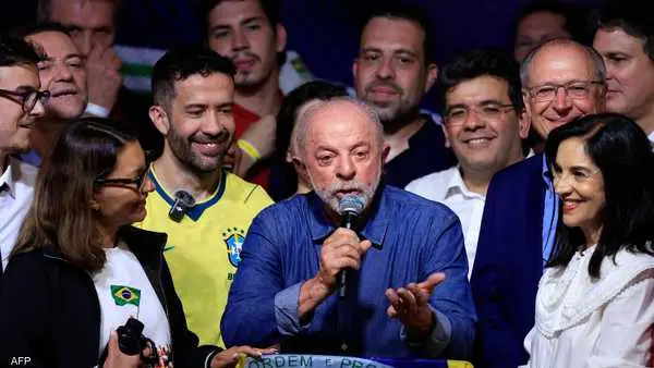 لولا دا سيلفا يفوز برئاسة البرازيل.. وبولسونارو يرفض النتيجة