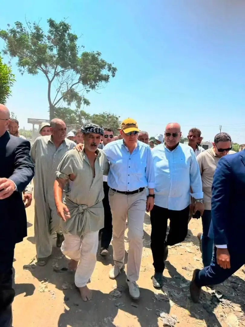 وزير الرى يهنئ جموع الفلاحين المصريين بعيد الفلاح - 1000014360