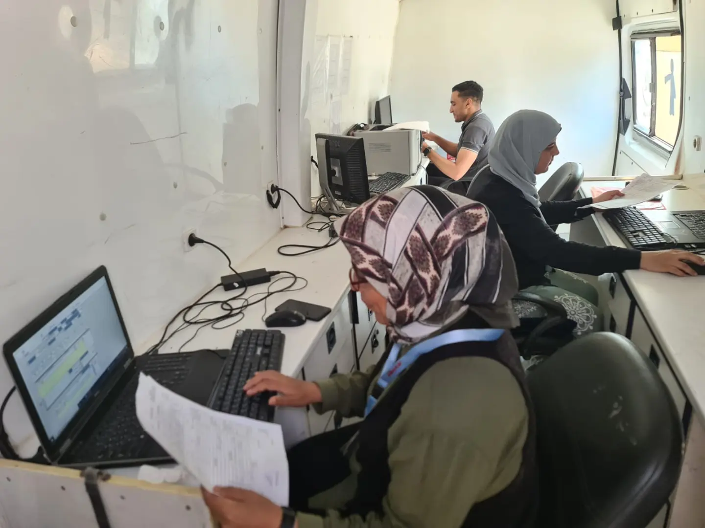 854 مواطنًا يستفيدون من قافلة طبية مجانية ببدر - 1000112134