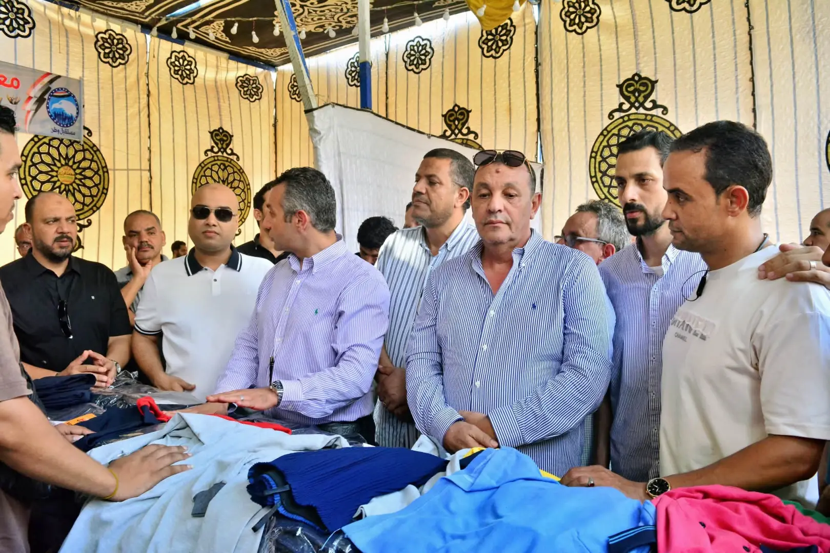 أهلًا مدارس يخفّض الأسعار في أبو المطامير.. إقبال كبير على معرض مستقبل وطن - 1000113455