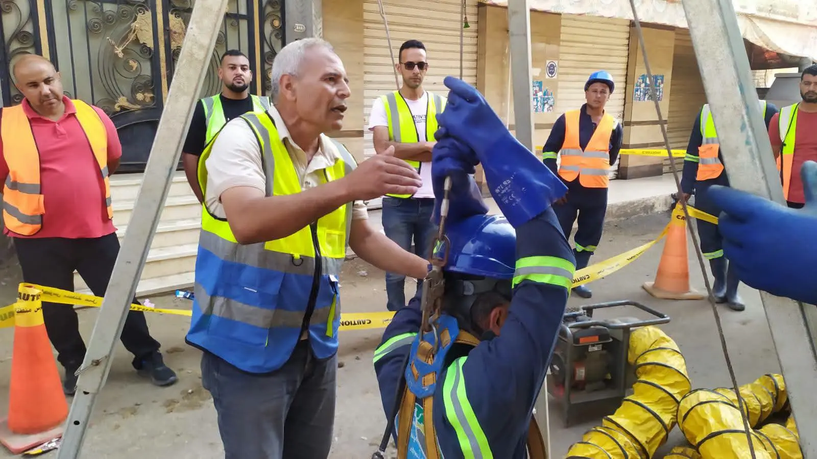 سلامة العاملين خط أحمر.. التراس تدريبات مكثفة بشبكات صرف الرحمانية