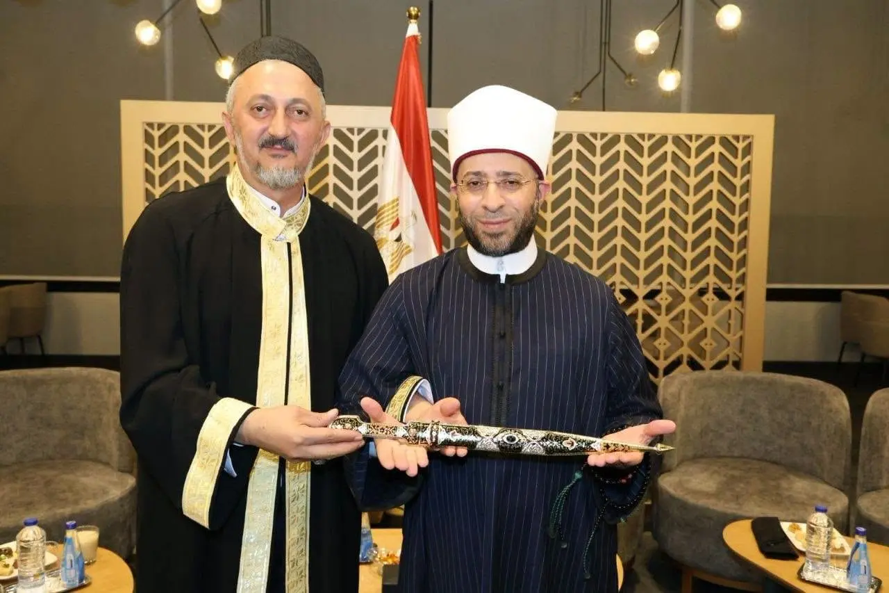 وزير الأوقاف ومفتي جورجيا يبحثان تعزيز الحوار الديني ومواجهة التطرف - 1000115592