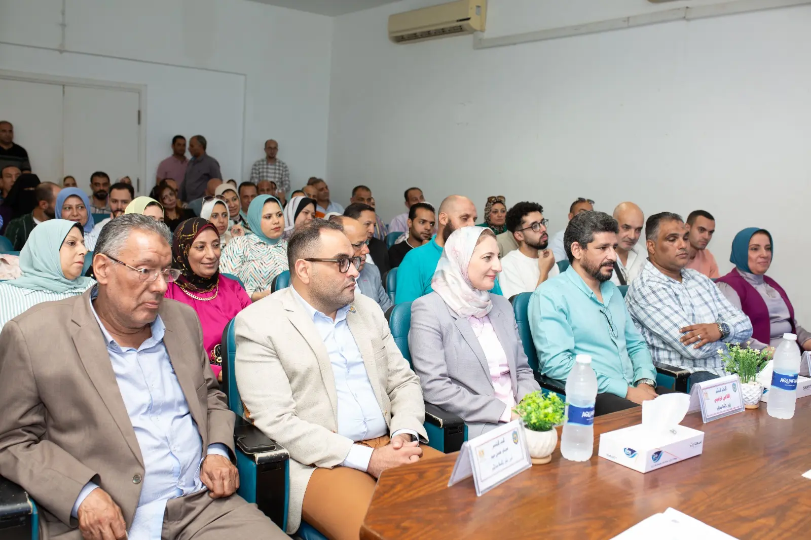 يوم الوفاء بجامعة دمنهور.. تكريم رواد العمل الجامعي وأهل العطاء - 1000135127