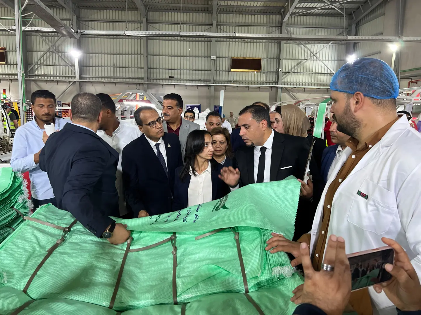 مصنع الشرقيون للبلاستيك بحوش عيسى.. 125 طن إنتاج شهريًا و160 فرصة عمل - 1000146936