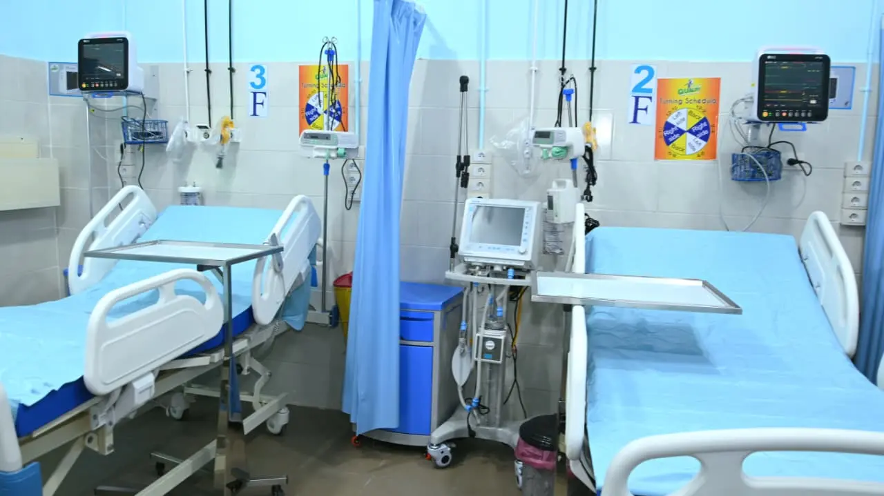 افتتاح عناية الأطفال بمستشفى حوش عيسى ضمن احتفالات البحيرة بعيدها القومي - 1000147352