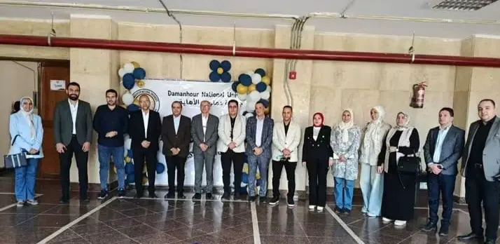 من المدرج إلى سوق العمل.. جامعة دمنهور الأهلية تجهز طلابها للمستقبل - 1000151001