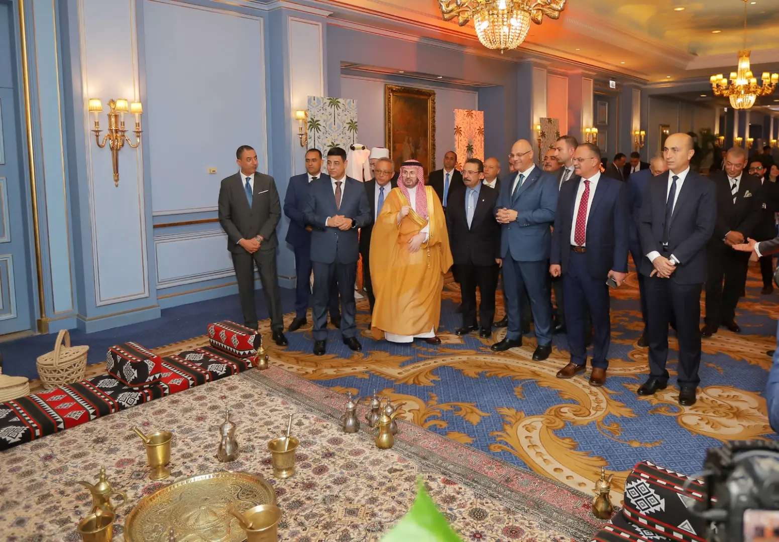 رئيس جامعة دمنهور يشارك في احتفالية اليوم الوطني السعودي الـ96 بالإسكندرية - 1000153835