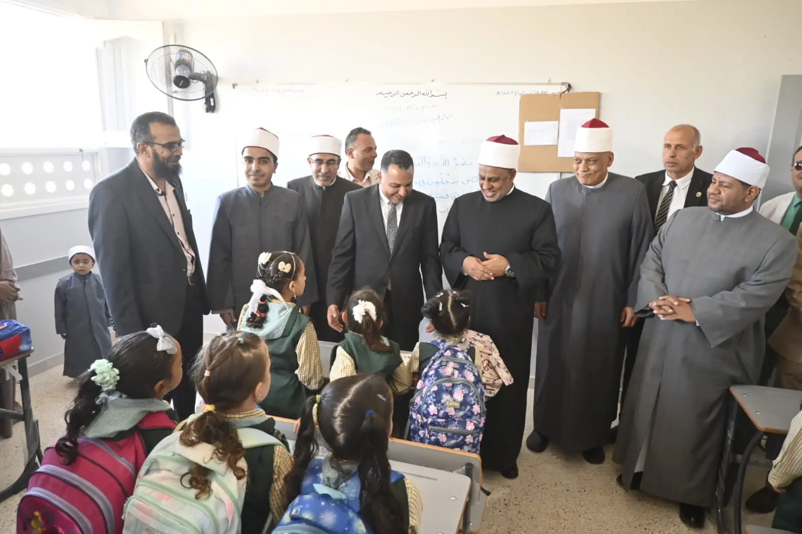 80 مليون جنيه.. البحيرة تفتتح 3 معاهد أزهرية جديدة بـ85 فصلًا - 1000158799