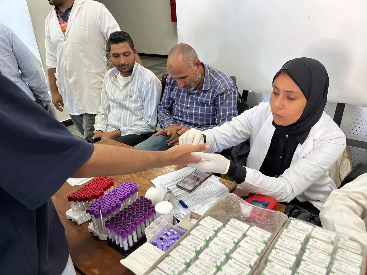 نقطة دم تساوي حياة.. آداب دمنهور تطلق حملة للتبرع بالدم - 1000226739