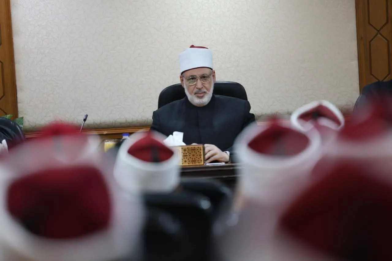 تخريج 45 معلِّمًا ومديرَ معهدٍ بإندونيسيا من أكاديمية الأزهر العالمية لتدريب الأئمة والوعاظ