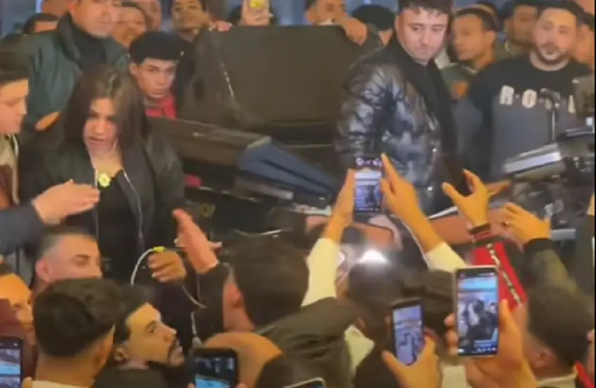 إيقاف وتغريم مطربة..تلفظت بكلمات خادشة فى حفل زفاف