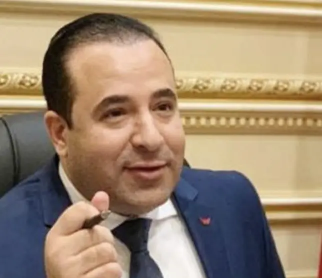 رئيس لجنة الاتصالات بمجلس النواب: مناقشة تشريع لحماية الأطفال من مخاطر السوشيال ميديا