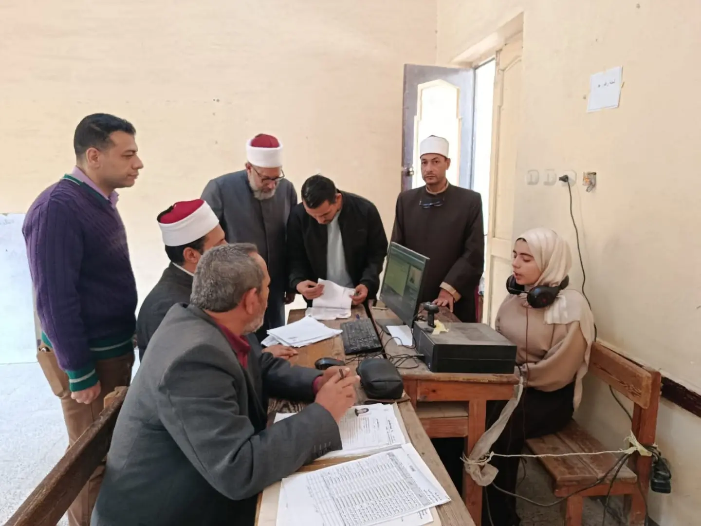 قطاع المعاهد الأزهرية يطمئن على أعمال مسابقة احفظ القرآن الكريم بمنطقة البحيرة