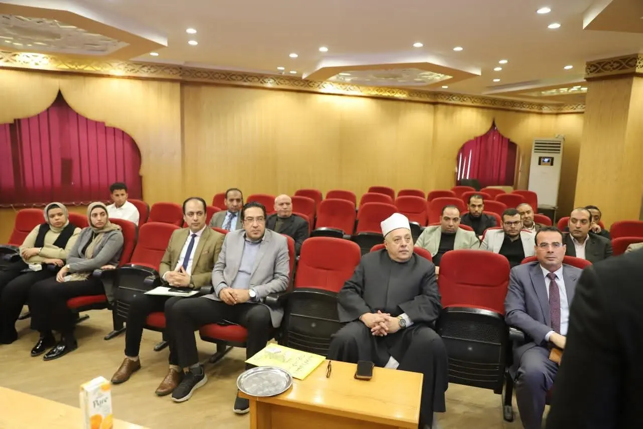 قطاع المعاهد الأزهرية يتبنى أحدث التقنيات العالمية لمكافحة الخمول البدنى - 1000255302