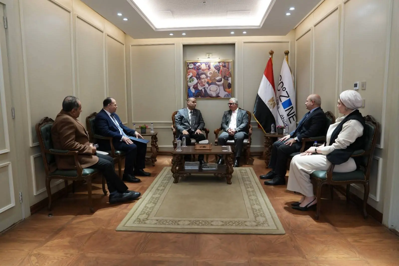 رئيس اقتصادية قناة السويس يبحث مع وزير العمل التعاون والتكامل بين الجانبين - 1000255455
