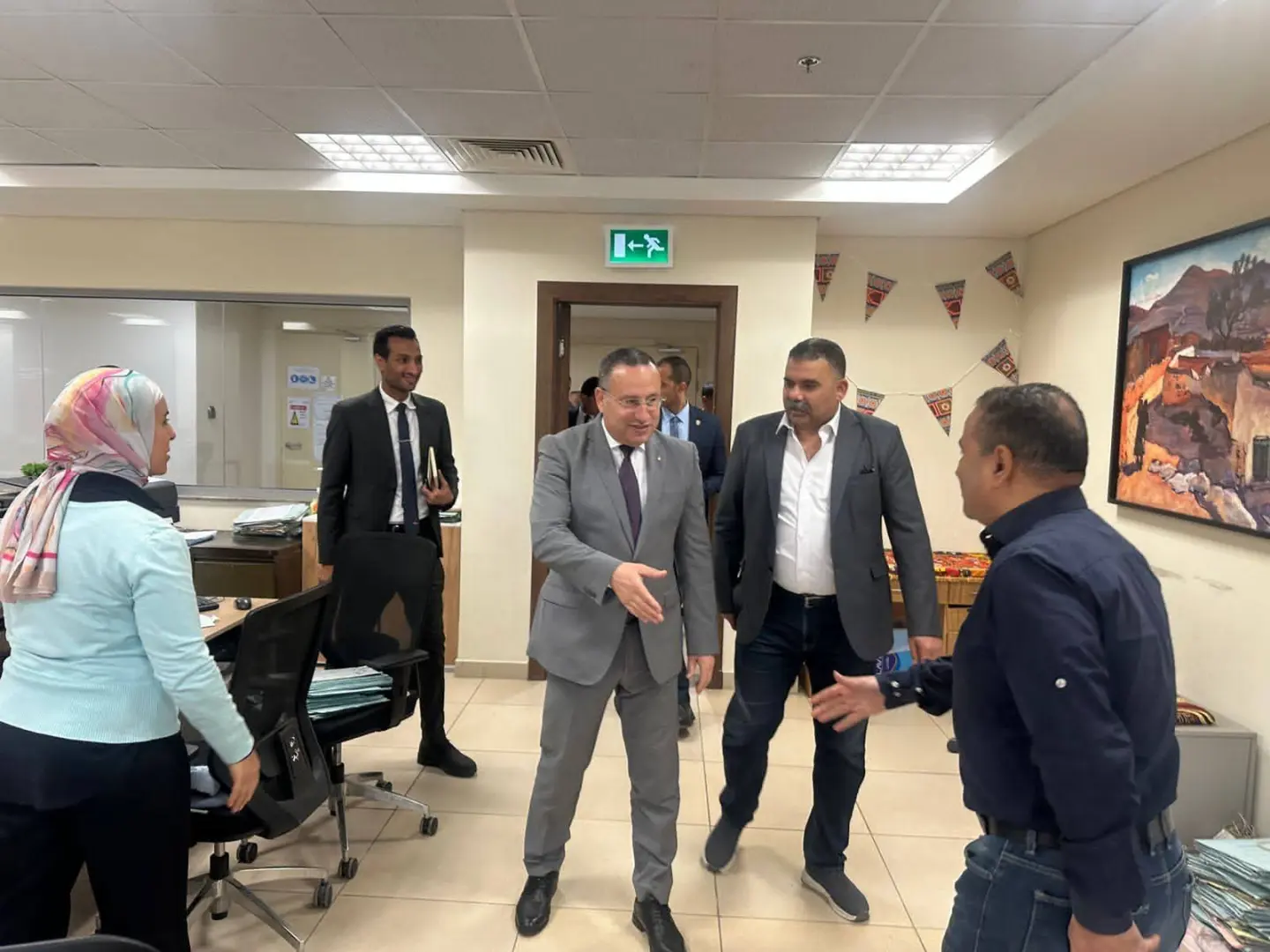 وزير التعليم العالى:الالتزام الصارم بحسن سير العمل فى  جميع الملفات الحيوية..وتطوير بيئة العمل - 1000255667