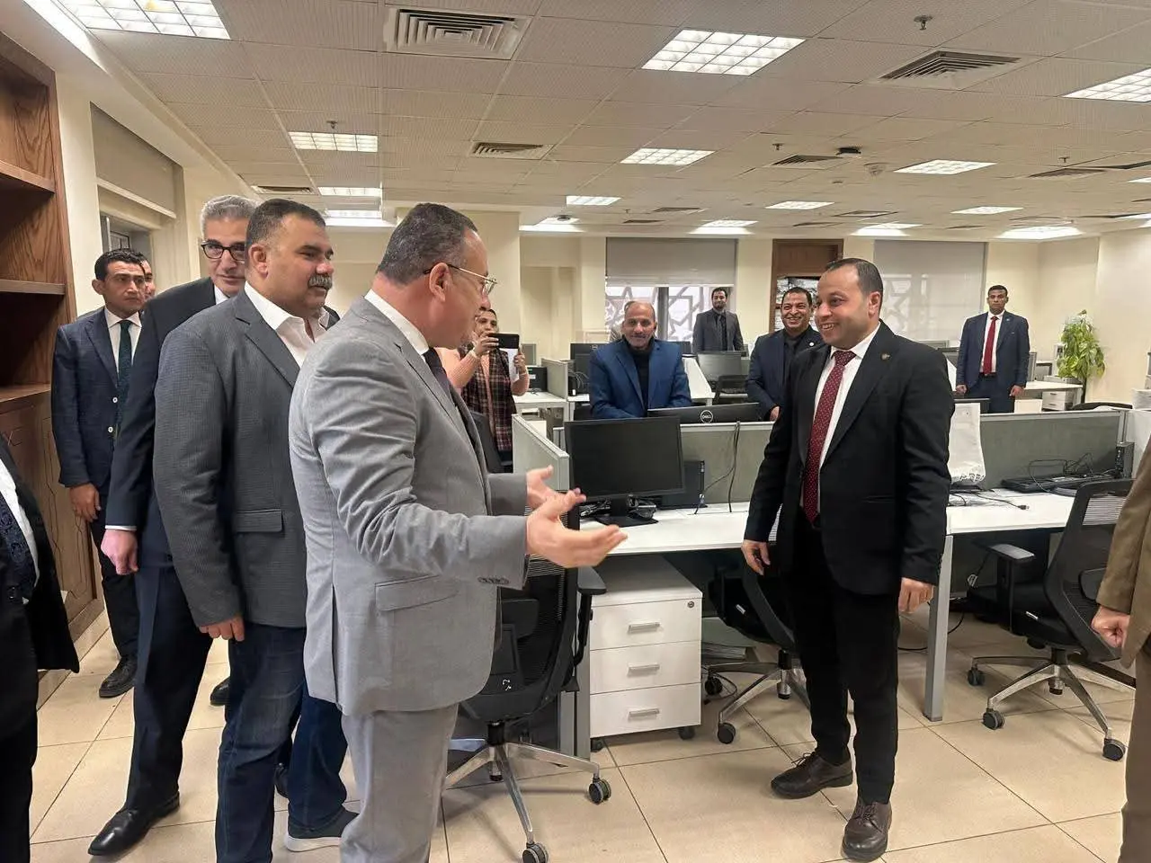 وزير التعليم العالى:الالتزام الصارم بحسن سير العمل فى  جميع الملفات الحيوية..وتطوير بيئة العمل