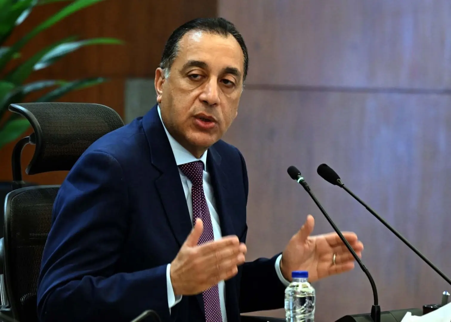 رئيس الوزراء يعود إلى القاهرة بعد مشاركته فى الاجتماع الأول لـ "مجلس السلام" بواشنطن