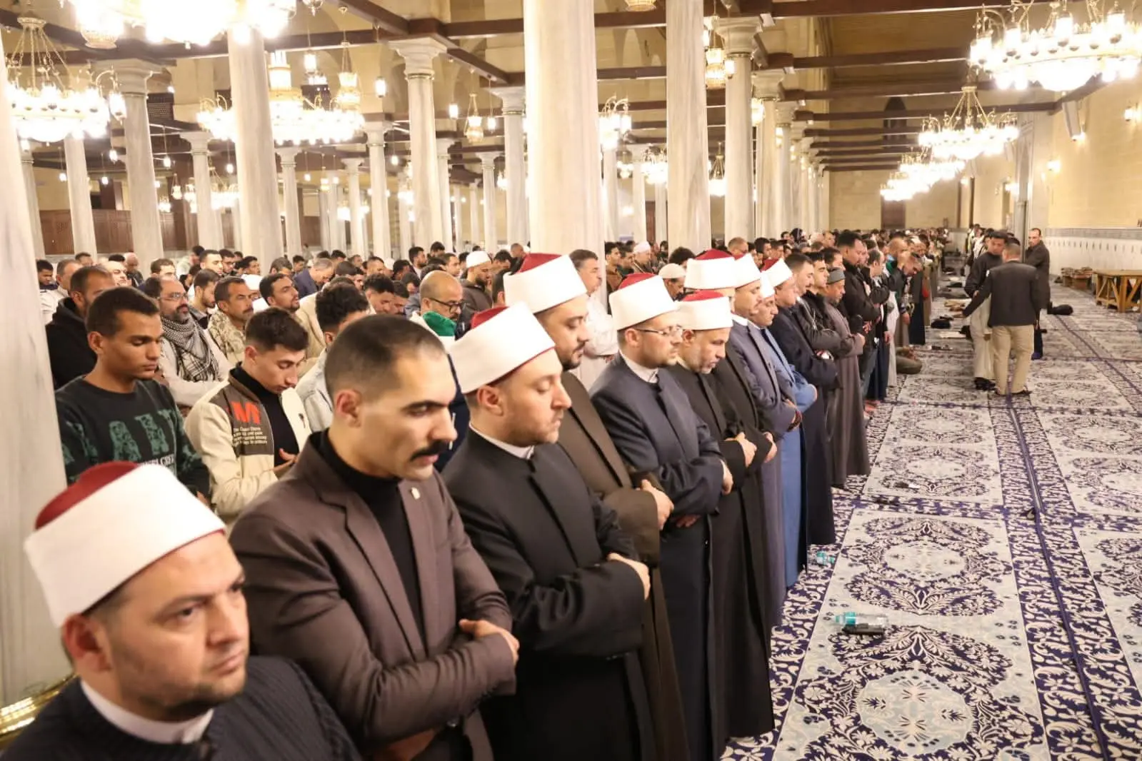 كبار القراء ونجوم «دولة التلاوة» يحيون ثالث ليالي رمضان بتلاوات خاشعة - 1000256433 1