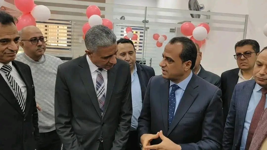 النائب ممدوح جاب الله يشهد افتتاح مركز خدمة العملاء بهندسة كهرباء حوش عيسى - 1000257251