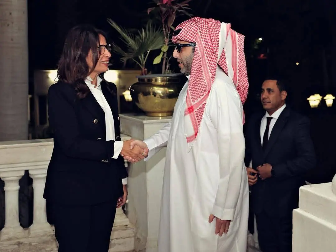 وزيرة الثقافة يحث مع المستشار تركى آل الشيخ تعزيز التعاون الثقافى والفنى بين البلدين - 1000258314