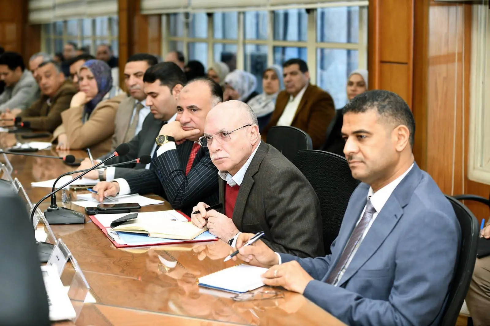 محافظ الدقهلية : مفيش مسؤول يقعد فى مكتبه والعمل الميدانى  سر النجاح . - 1000258740
