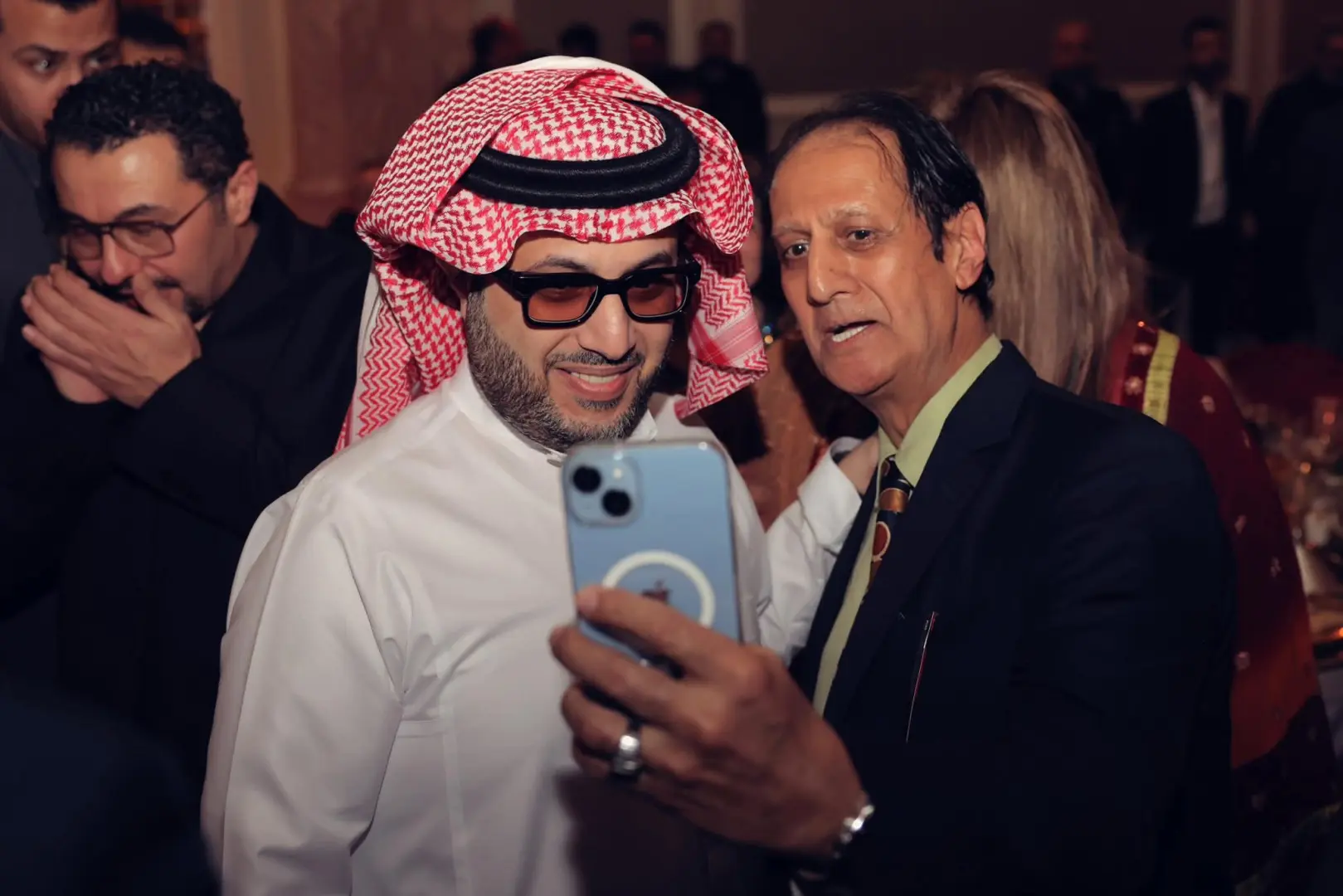 نجوم الفن والغناء والإعلام على مائدة سحور ترك آل الشيخ بالقاهرة - 1000260299