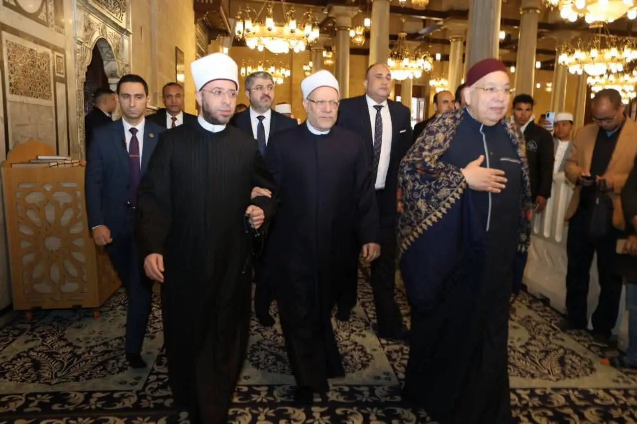 وزير الأوقاف يشهد انعقاد «ملتقى الفكر الإسلامي الدولي» الثاني بمسجد الإمام الحسين - 1000261924