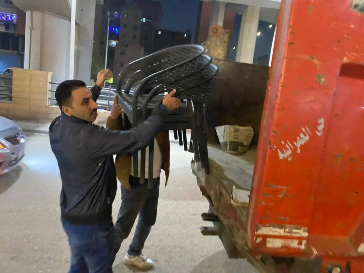 الجيزة تعيد الانضباط لشوارع مستشفى الصدر والسلام وترعة الزمر وأبو زارع - 1000262053