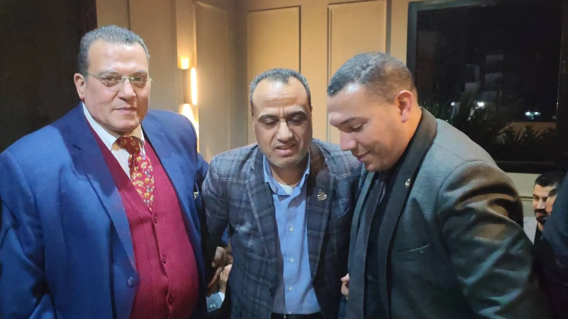 النائب ممدوح جاب الله ..على مائدة إفطار المحامين بحوش عيسى - 1000263646