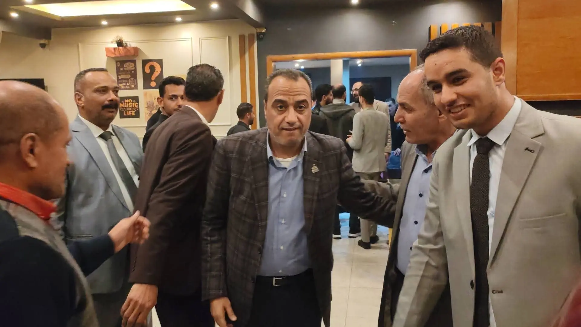 النائب ممدوح جاب الله ..على مائدة إفطار المحامين بحوش عيسى - 1000263662