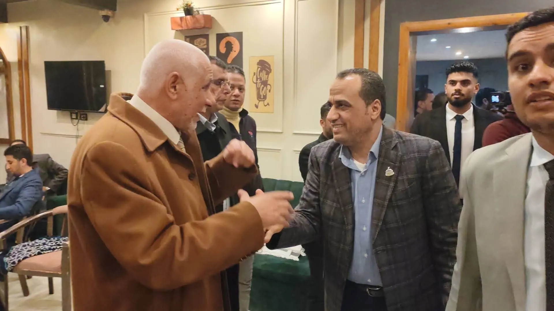 النائب ممدوح جاب الله ..على مائدة إفطار المحامين بحوش عيسى - 1000263664