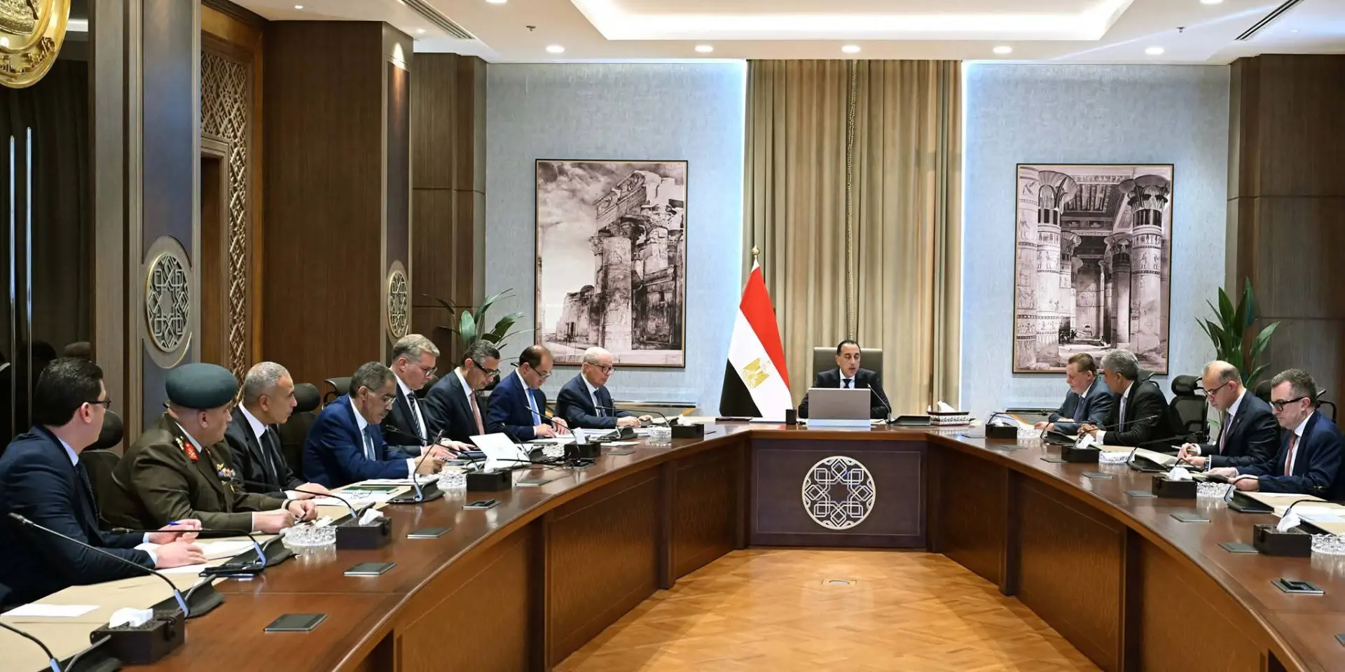 رئيس الوزراء: حزمة من الإجراءات الحكومية لترشيد الإنفاق والاستهلاك - 1000267503