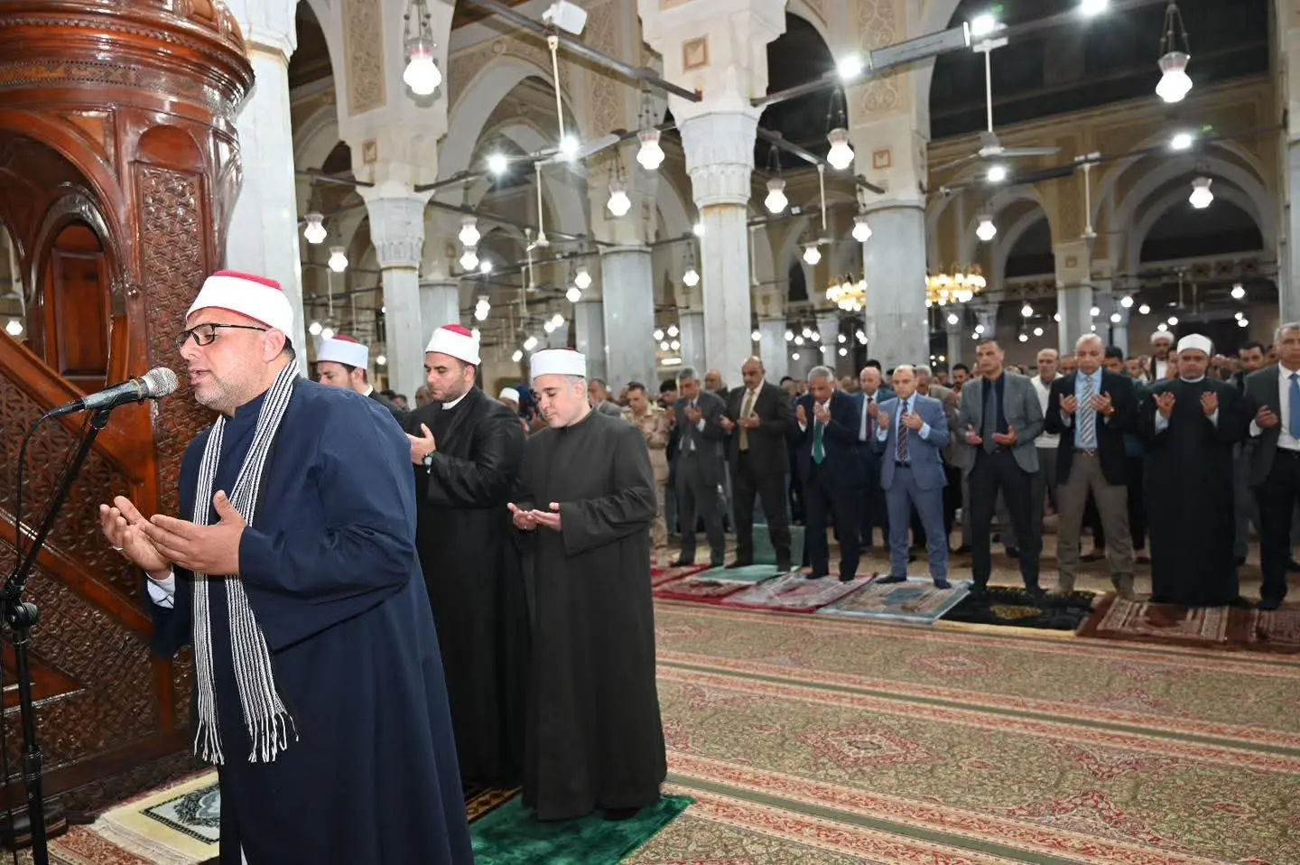 محافظ الغربية يشهد احتفال ليلة القدر من رحاب المسجد الأحمدى بطنطا - 1000273004
