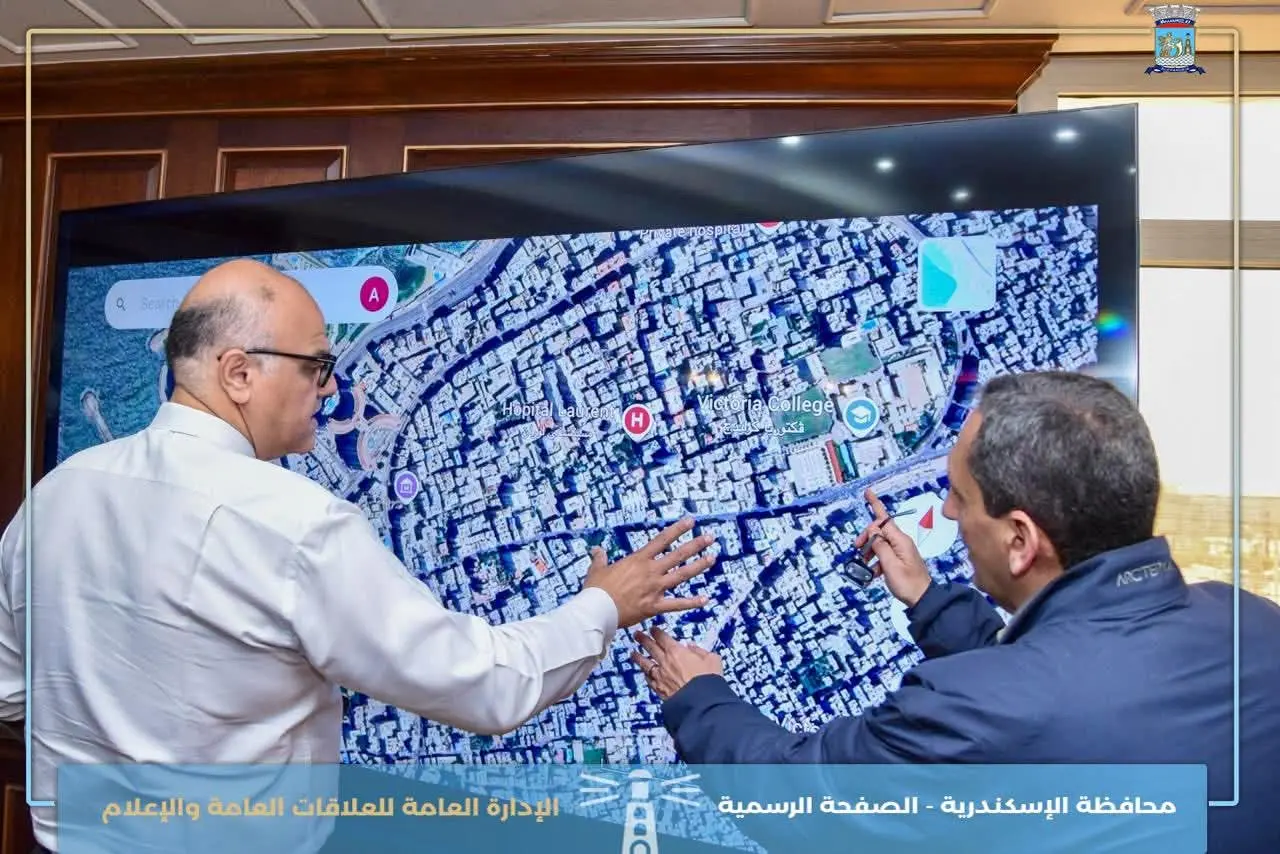 محافظ الإسكندرية يبحث فتح محاور مرورية عرضية جديدة