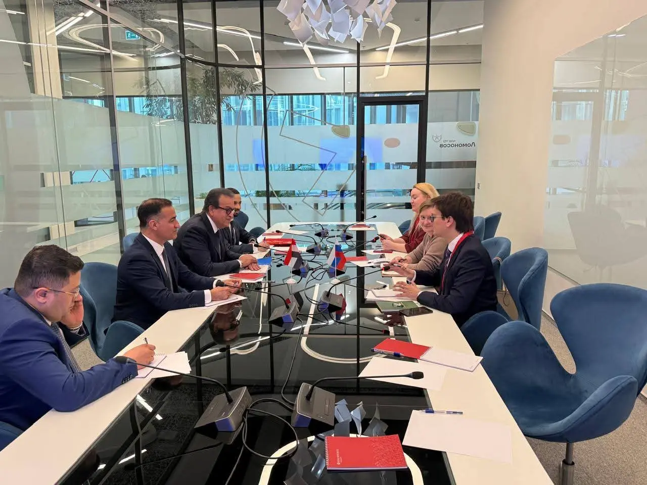 وزير الصحة يبحث مع شركة «Rosatom» الروسية تعزيز التعاون فى الطب النووى