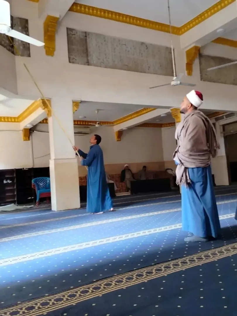 الأوقاف تستعد لصلاة عيد الفطر بفرش الساحات وتهيئة المساجد لاستقبال المصلين - 1000275365