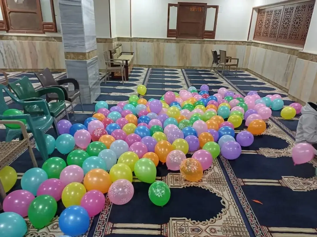 الأوقاف تستعد لصلاة عيد الفطر بفرش الساحات وتهيئة المساجد لاستقبال المصلين - 1000275368