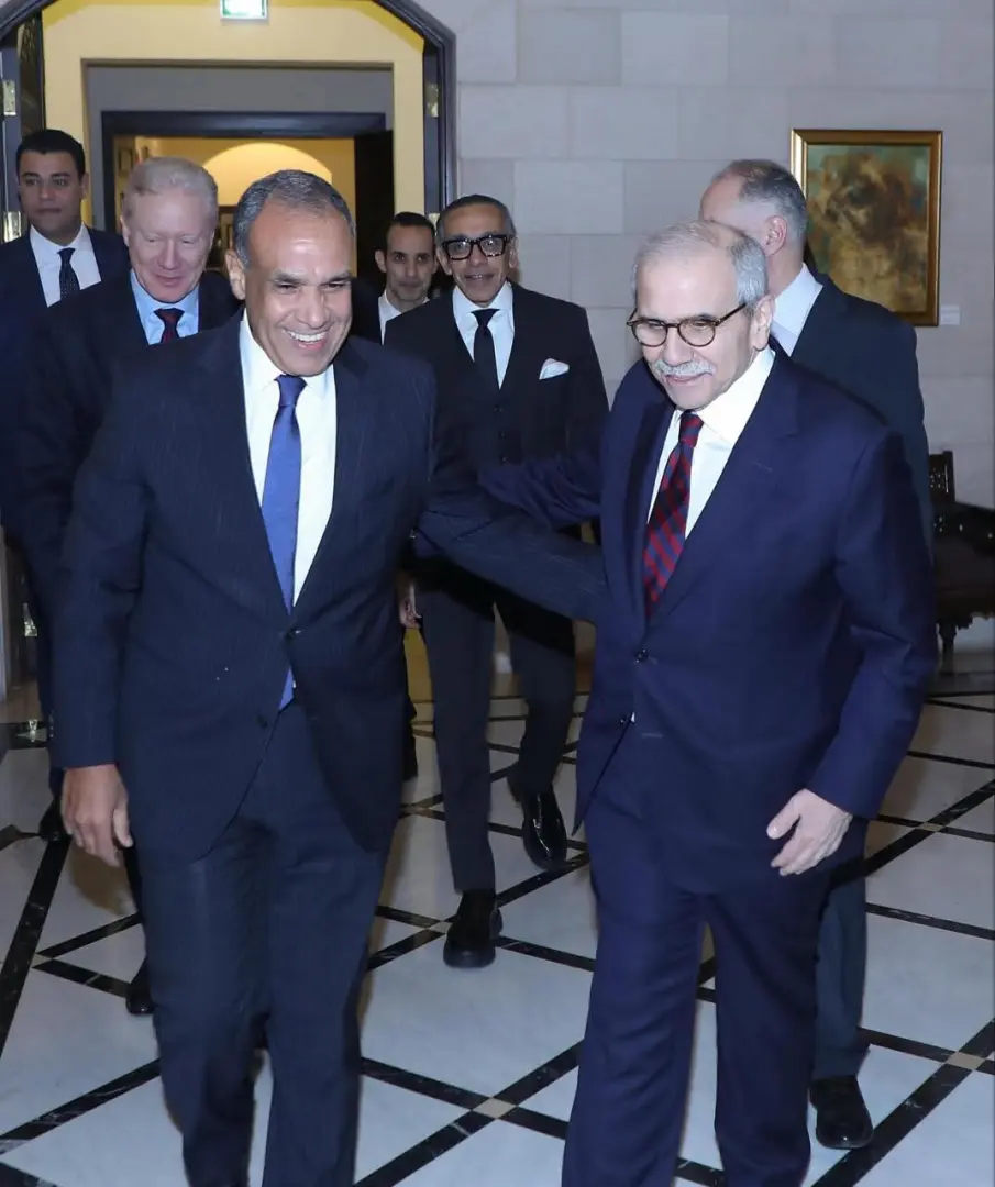 وزير الخارجية يجري مباحثات مع رئيس مجلس الوزراء اللبناني في بيروت - 1000281250