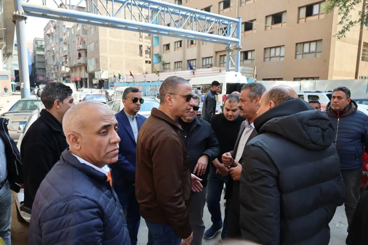 محافظ الجيزة يتفقد حالة النظافة والإشغالات بأحياء الوراق والمنيرة الغربية وإمبابة - 1000281279