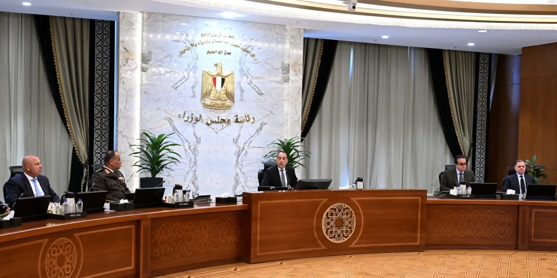 مجلس الوزراء يُوافق على كتاب دوري بشأن الالتزام بالمعايير والمواصفات الخاصة بتحسين كفاءة الطاقة