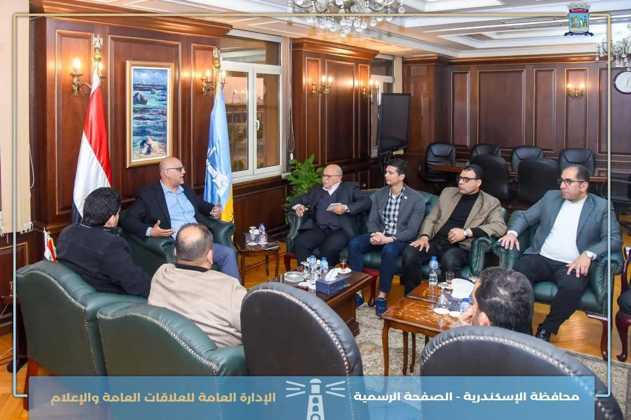 محافظ الإسكندرية: فتح قنوات تواصل فعّالة مع كافة النقابات المهنية - 1000281344
