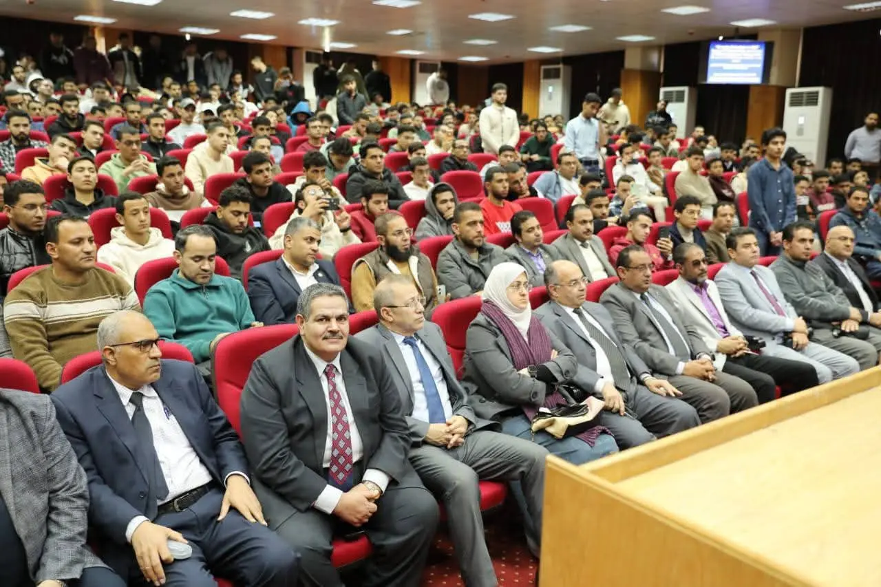 رئيس جامعة الأزهر: قوة المؤسسات التعليمية تقاس بإنتاج المعرفة - 1000283347