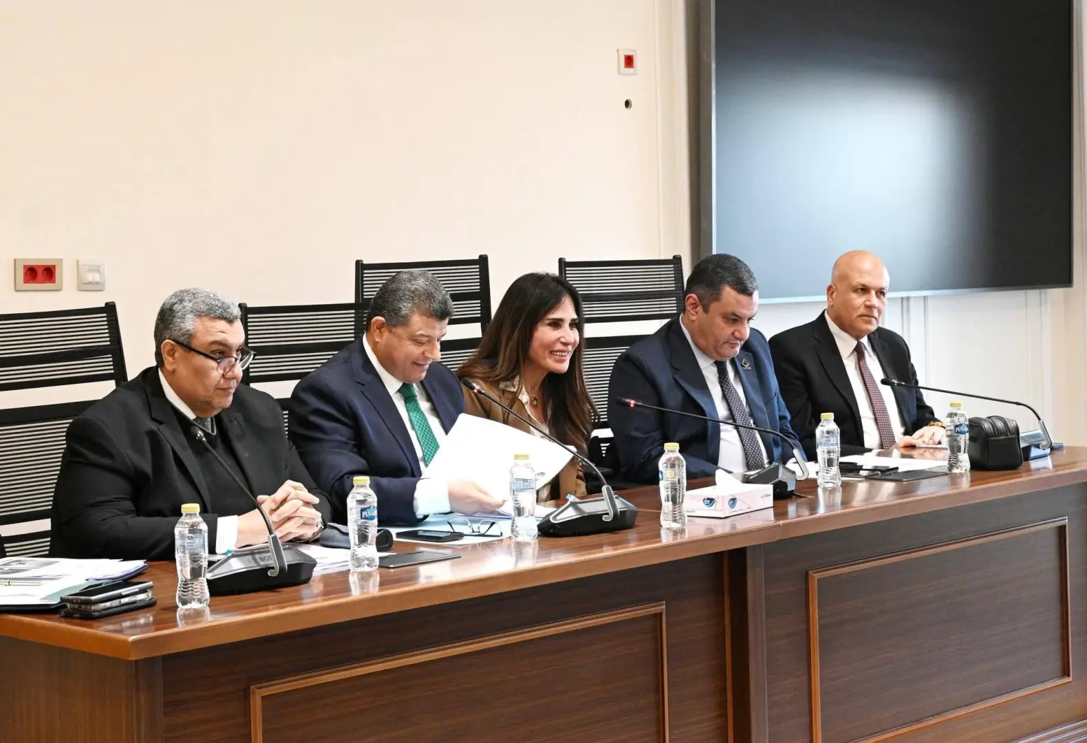 وزيرة الإسكان تشارك في اجتماع لجنة الخطة والموازنة بمجلس النواب لمناقشة الحساب الختامي لموازنتي الوزارة وهيئة المجتمعات العمرانية الجديدة