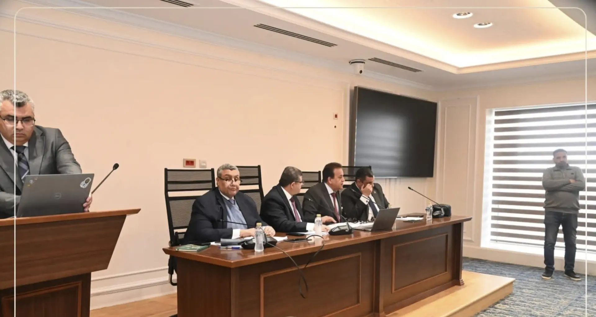 النائب ممدوح جاب الله: دعم الموازنات للمساهمة فى تحسين جودة الخدمات الطبية المقدمة للمواطنين - 1000287450