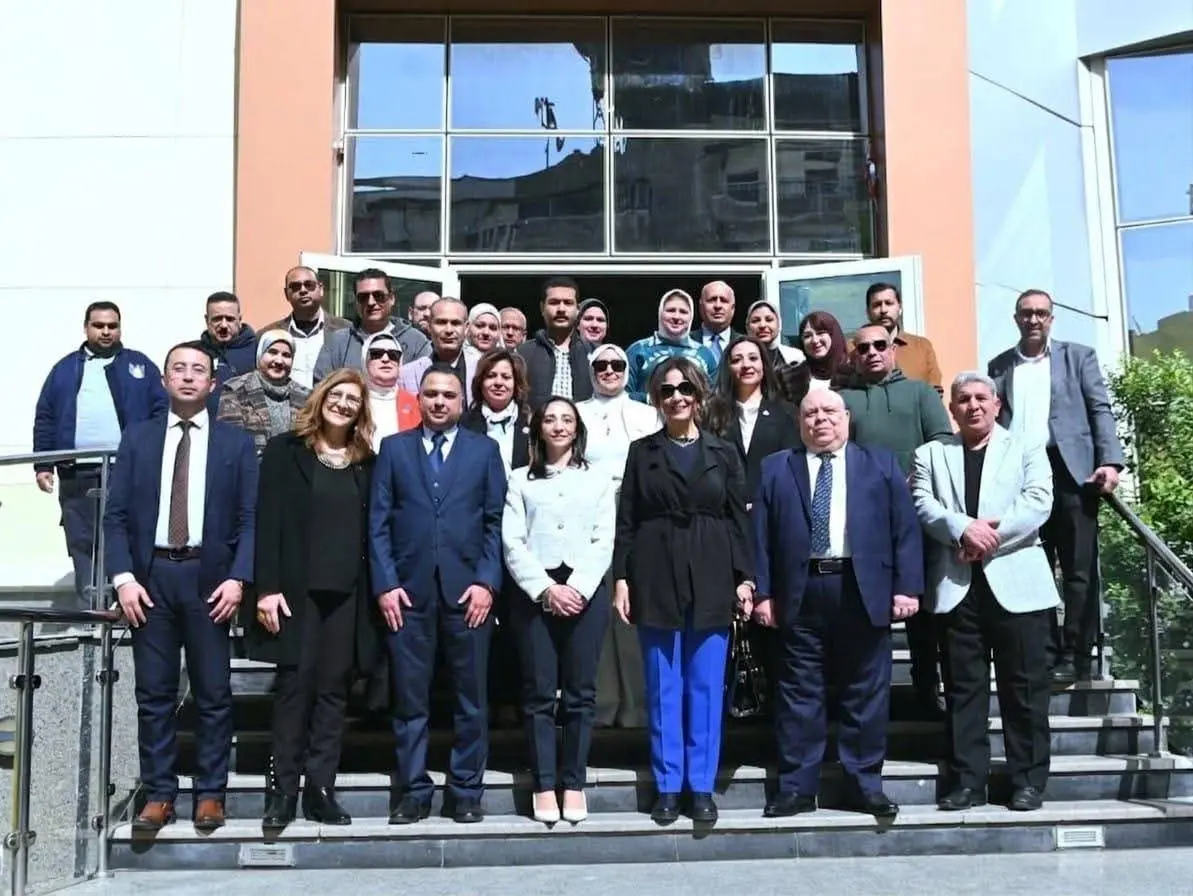 وزيرة الثقافة ومحافظ البحيرة تتفقدان دار الأوبرا ومركز الإبداع الفني وقصر الثقافة بدمنهور - 1000289975