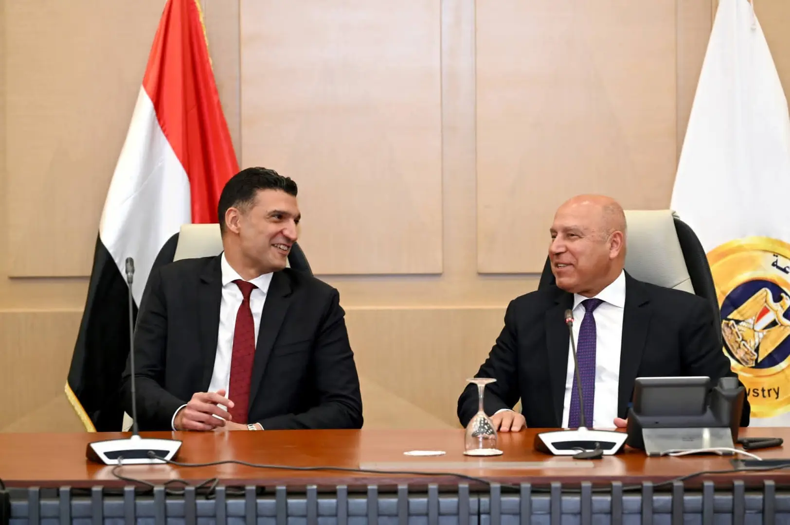 في أول تصريحاته.. وزير الصناعة يؤكد الحرص على المضي قدماً في كافة الملفات المتعلقة بالتنمية الصناعية