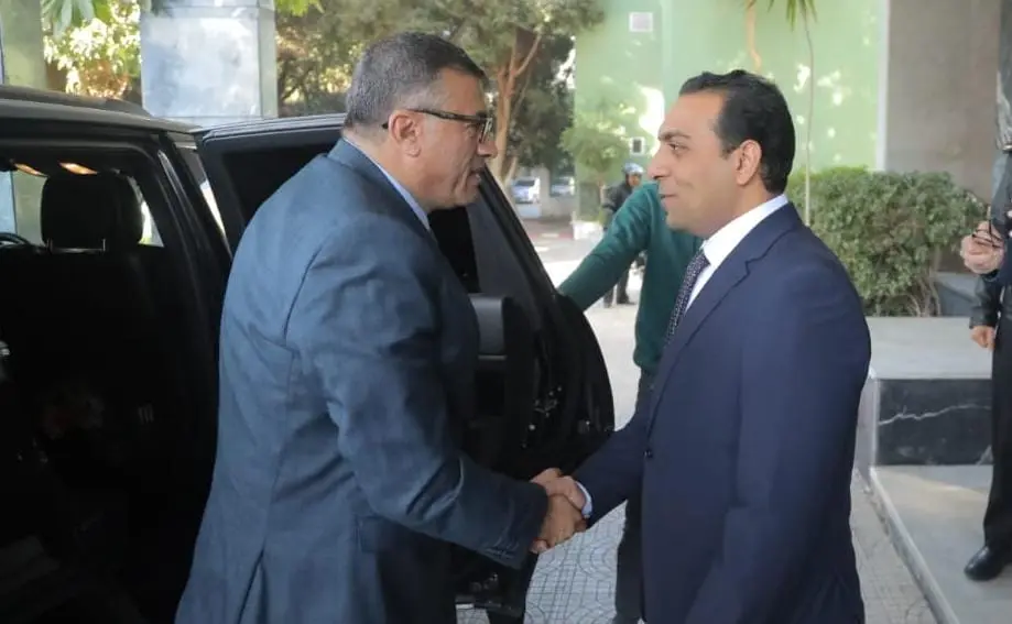 محافظ قنا الجديد يصل الديوان العام ويؤكد: مكتبي مفتوح للجميع وهدفي خدمة المحافظة وأبنائها