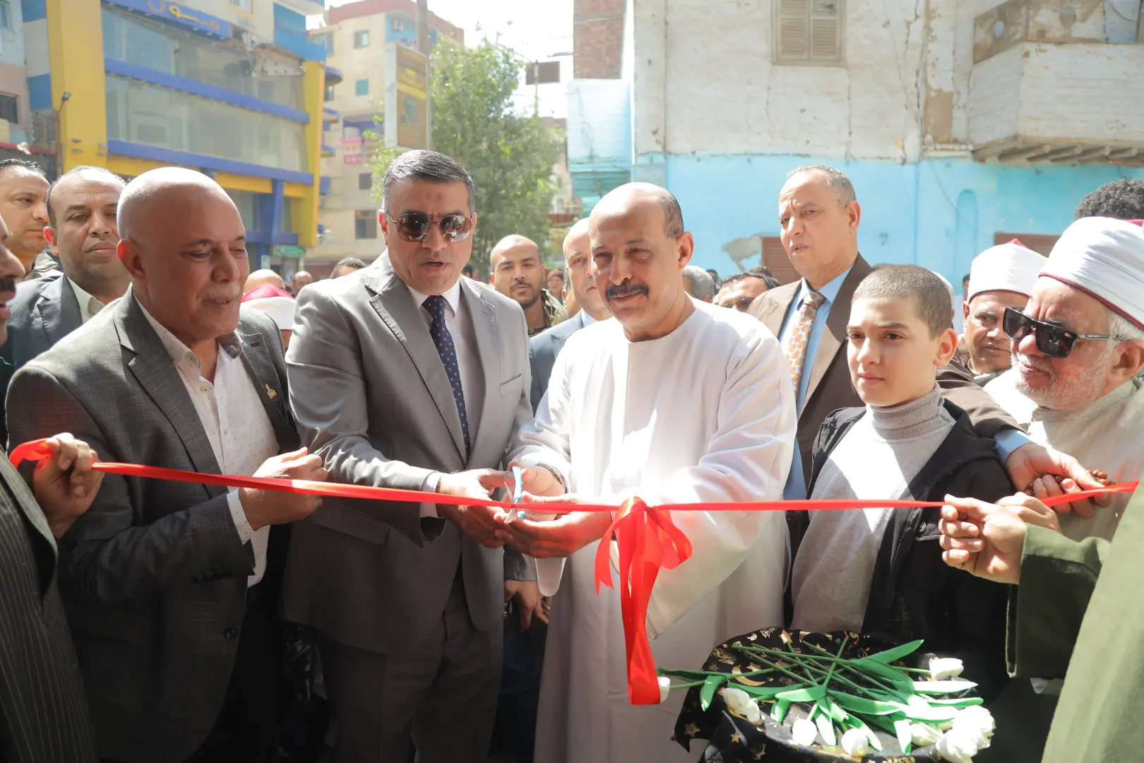 محافظ قنا يفتتح "المسجد العتيق" بنجع حمادي عقب تجديده بالجهود الذاتية